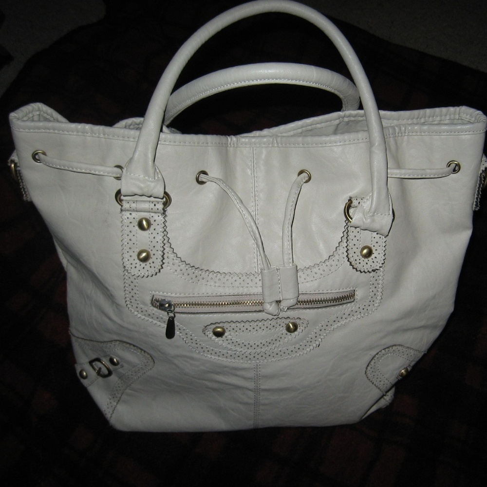 Street Level Large Tote - Taupe